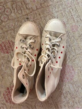 Converse Cream High-Top Sneakers with Red Heart Accents